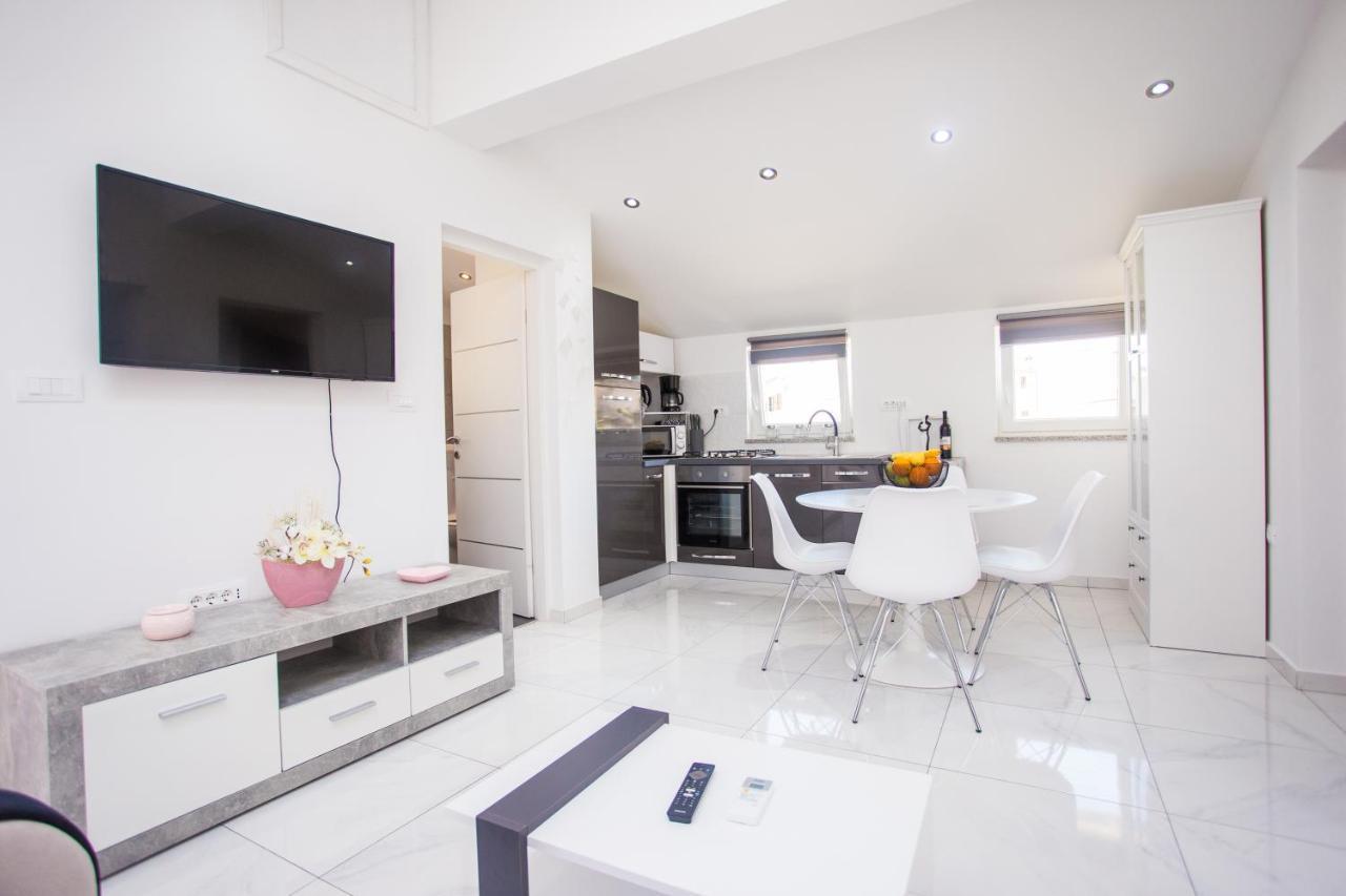 Ferienwohnung App Sara Kanfanar Exterior foto